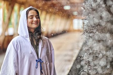 Mineralienreich und gesundheitsfördernd: Salzhaltige Luft können Besucher im historischen Gradierwerk in Bad Salzungen inhalieren, Foto: Florian Trykowski